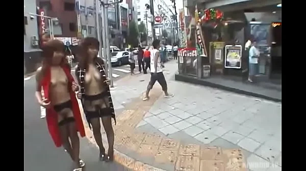 【無修正】露出狂！羞恥レズビアン×野外変態プレイ！公園でシックスナイン！【モ無】