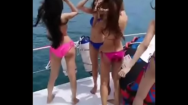 Best Quality Asian Girls Attract Hot