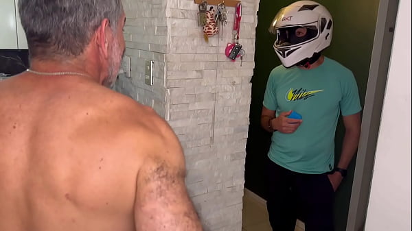 I had no way to pay for pizza!