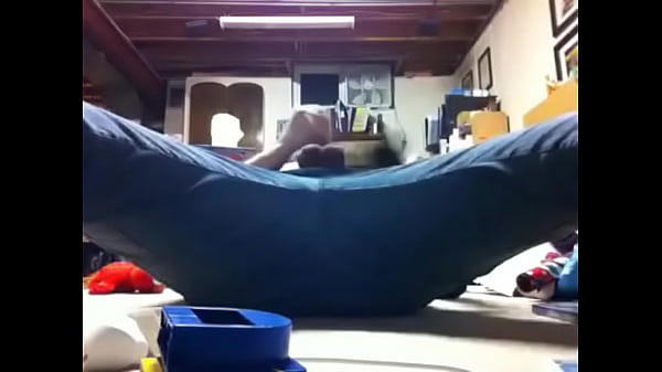 More good self ballbusting